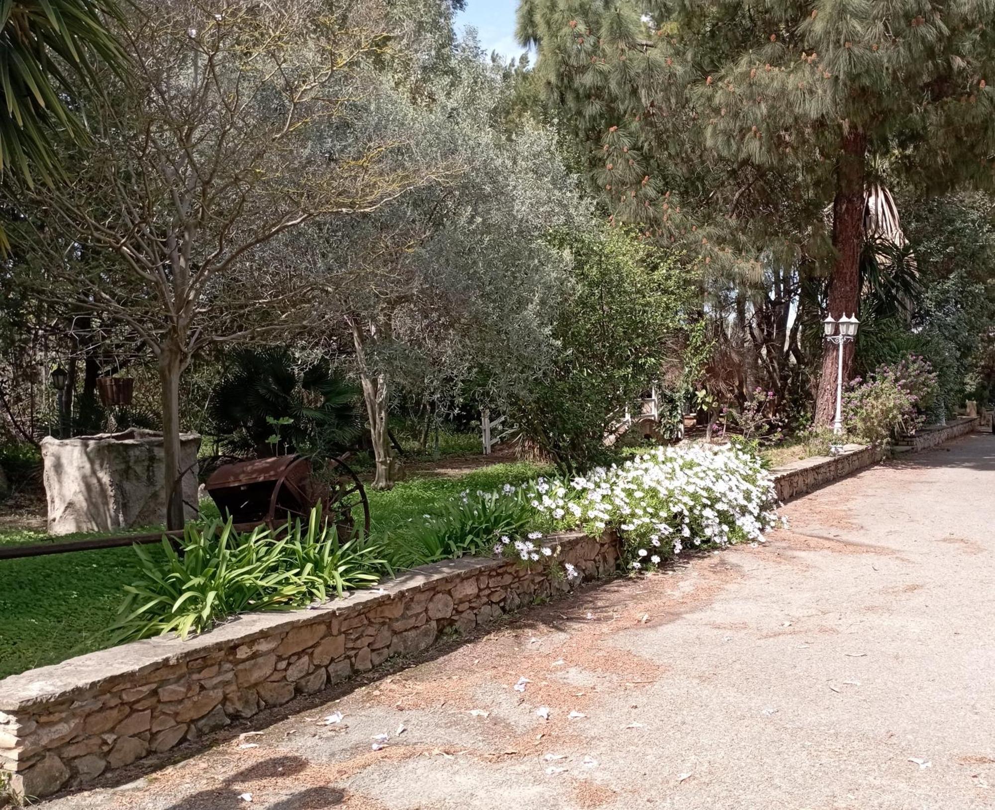 Hotel Garden Nuraminis Exterior foto